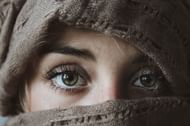 Dark circles also result from low iron. (Image via Pexels/ Noelle Otto)